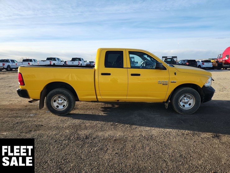 2019-ram-1500-classic-image-8