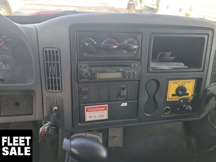 2007-international-durastar-4300-image-17