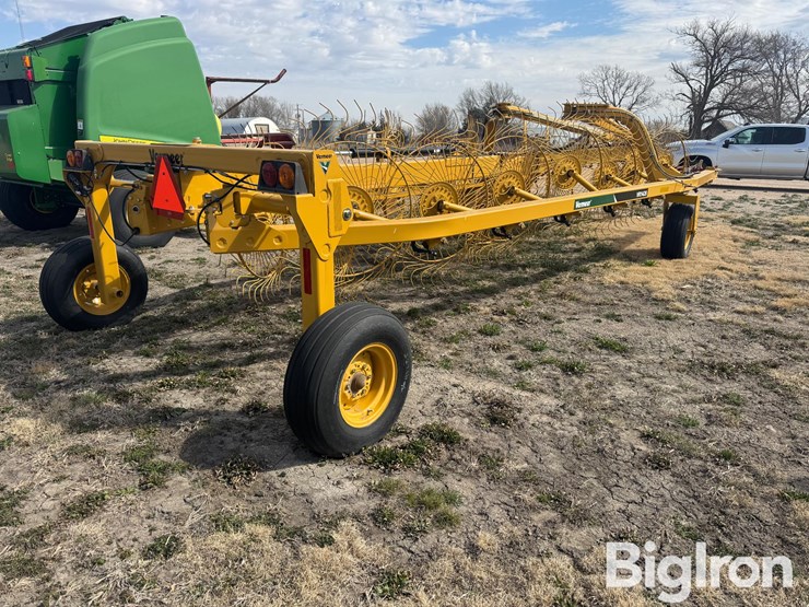 2021-vermeer-vr1428-image-5