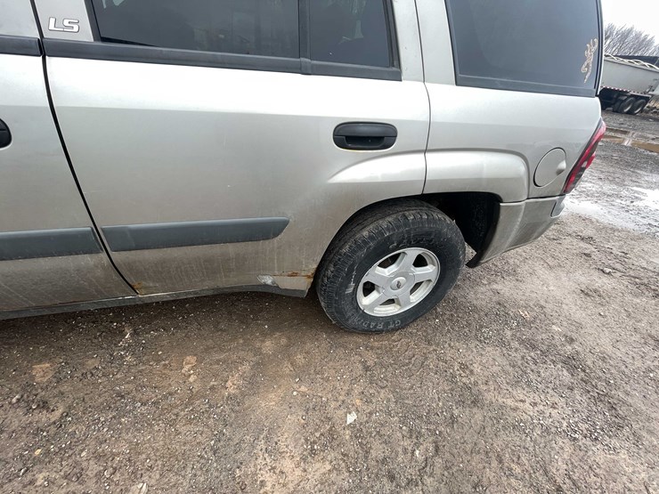 2003-chevrolet-trailblazer-image-17