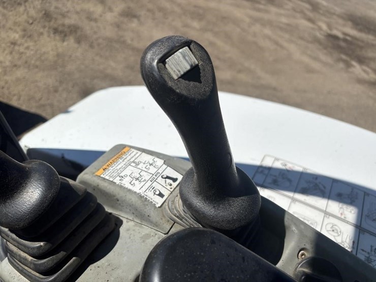 2019-bobcat-e50-image-37