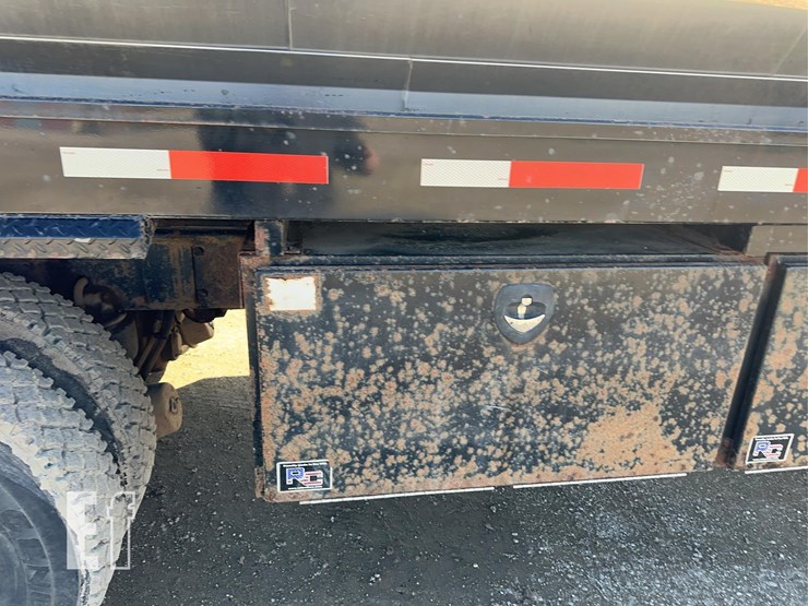 2005-kenworth-t800-image-17