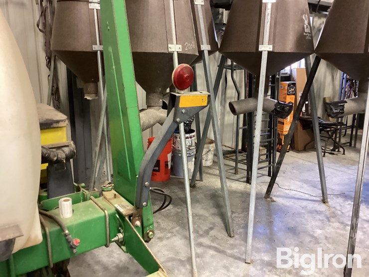 2005-john-deere-1750-image-17