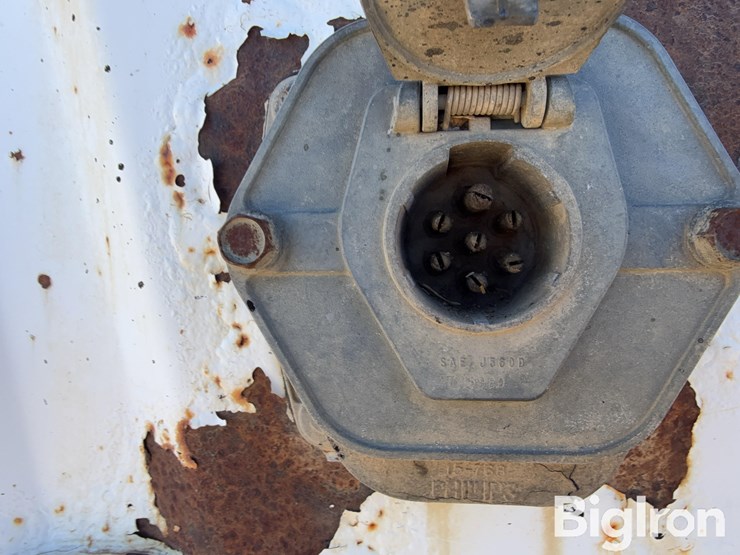 2006-neville-42'-x-image-10