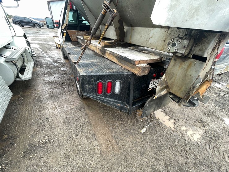 2013-ford-f350-image-18