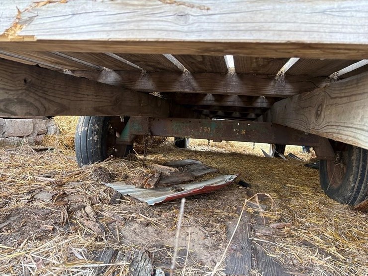 18'-hay-wagon-&-running-gear-image-6