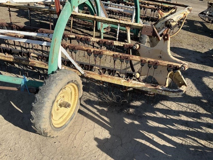 new-holland-260-image-13