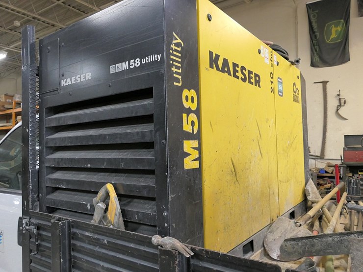 2014-ford-f550-image-2