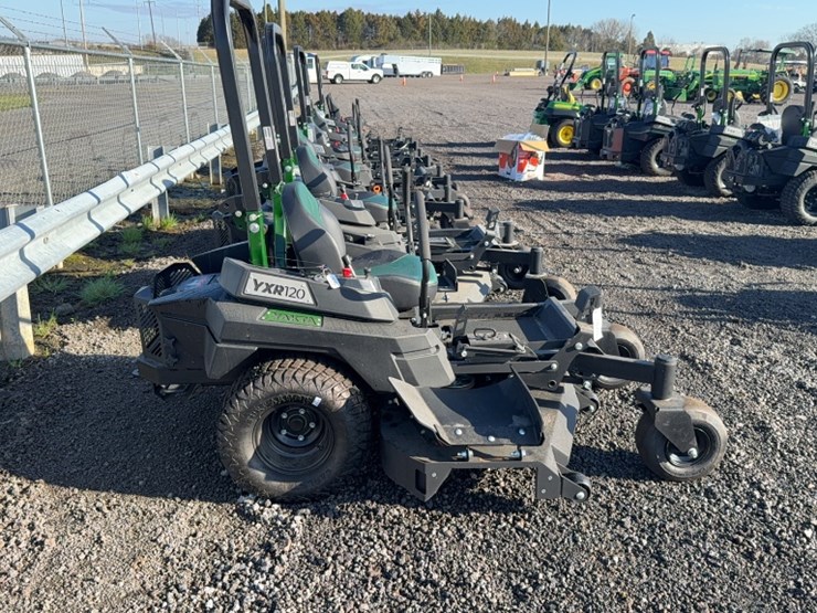 #4038-•-yakta-yxr-120-zero-turn-mower-image-7
