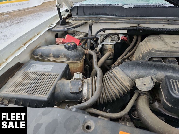 2013-chevrolet-silverado-1500-image-35