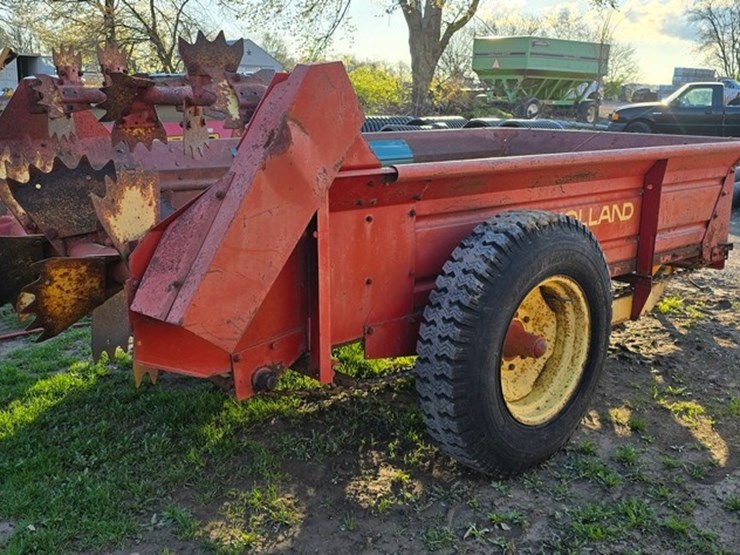 new-holland-513-image-3