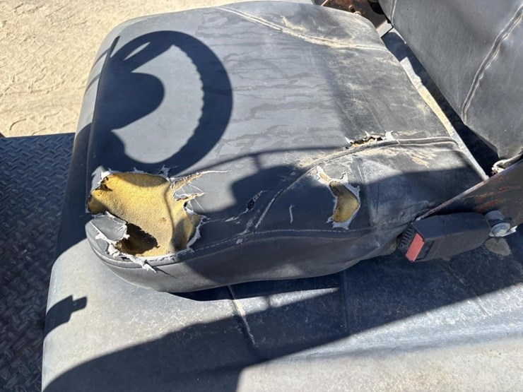 2007-nissan-mcp1f2a25lv-image-16