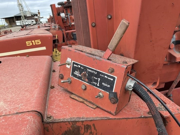 new-holland-515-image-21