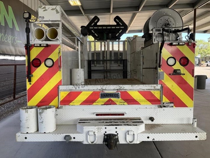 2017-ford-f550-image-6