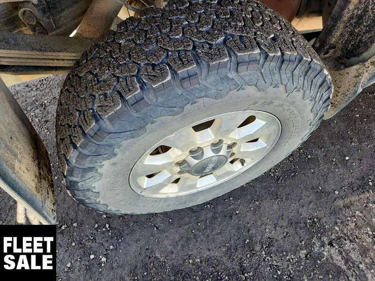 2015-gmc-sierra-2500hd-image-32