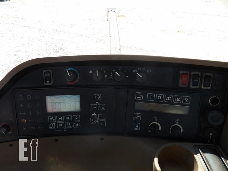 john-deere-8320-image-26