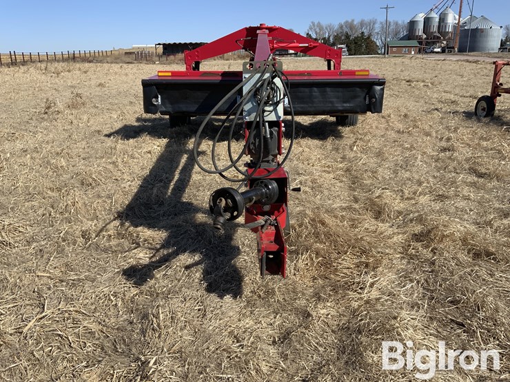 2017-massey-ferguson-1383-image-2