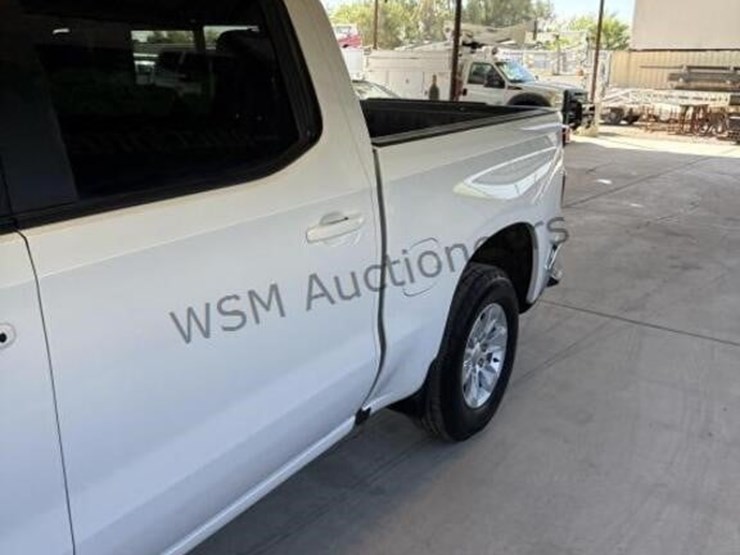 2021-chevrolet-silverado-1500-image-5