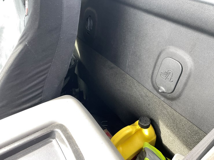 #2502-•-2014-gmc-sierra-pickup-truck-(has-mn-title)-(columbia-heights,-mn)-image-33