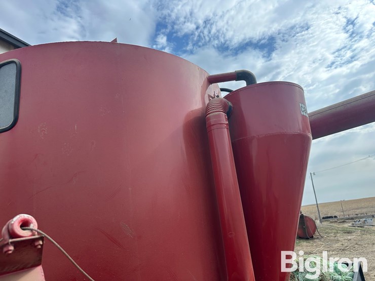 case-ih-1250-image-17