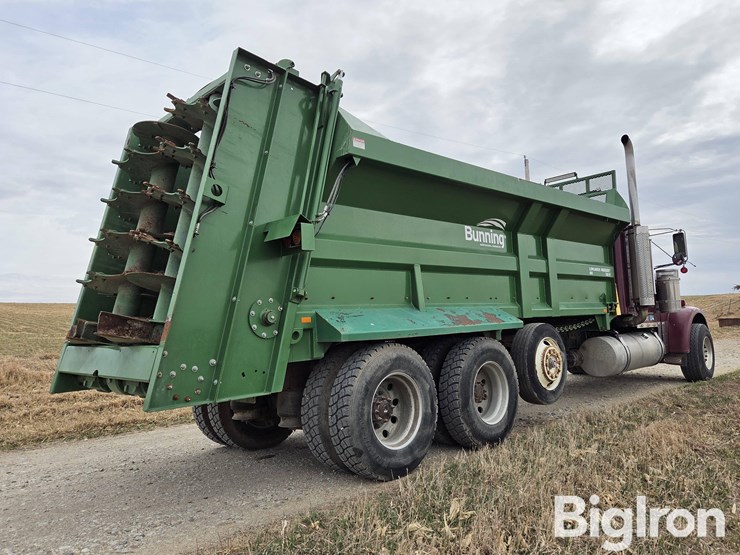 2000-freightliner-fld120-image-5