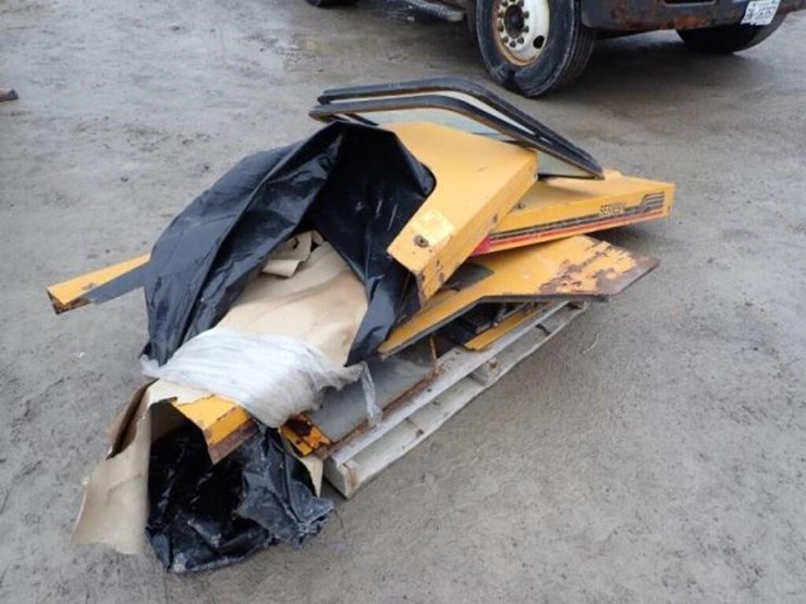 qty-of-trackless-body-panels-image-3