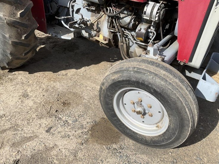 massey-ferguson-240-image-17