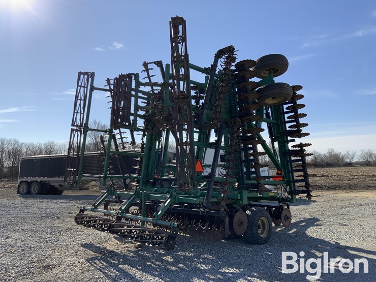 great-plains-4000tt-image-5