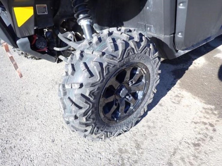 2021-can-am-defender-limited-hd10-4x4-side-by-side-image-27