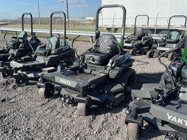 #4078-•-yakta-yxr-710-zero-turn-mower-image-1
