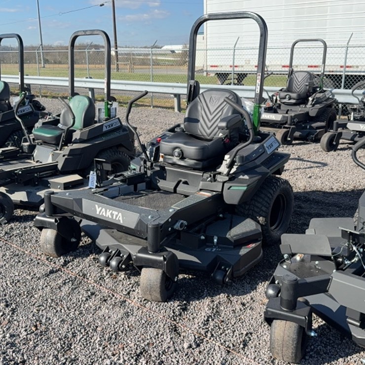 #4078 • YAKTA YXR 710 ZERO TURN MOWER
