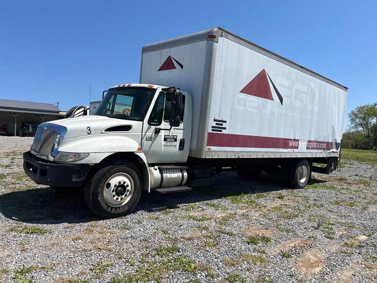 2008-international-durastar-4300-image-1