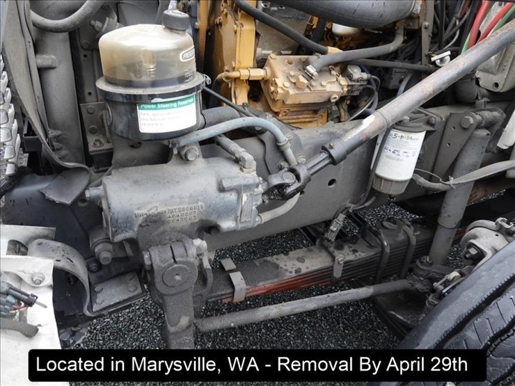 2003-freightliner-fl80-image-20