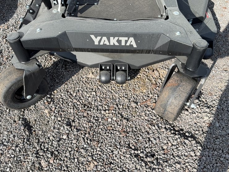 #4076-•-yakta-yxr-710-zero-turn-mower-image-4