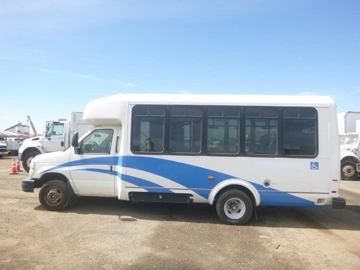 2014-ford-e450-image-6