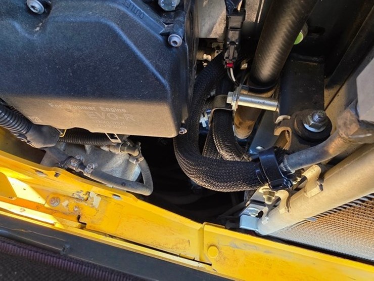 2023-deere-331g-image-46