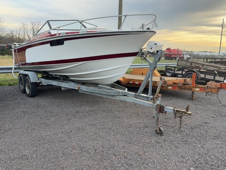 #4009-•-1979-dynamagles-21'-boat-image-3