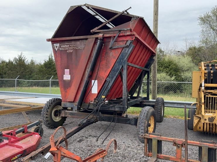 4200-united-farm-tools-4200-image-1