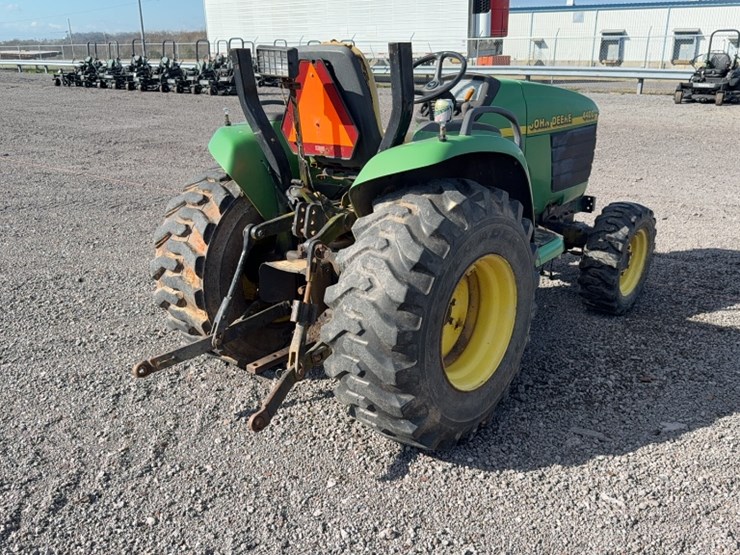 john-deere-4400-image-7