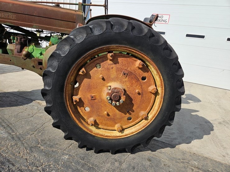 1954-john-deere-60-image-37