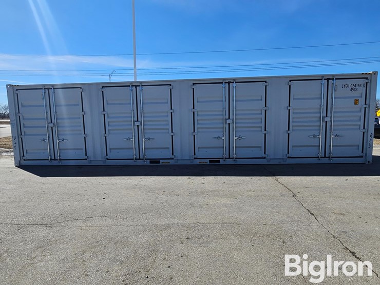 2025-massey-ferguson-730-image-4