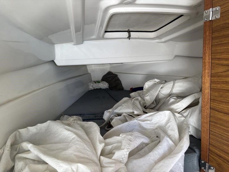 1995-unknown-trailer-image-21