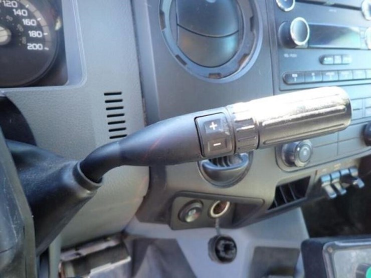 2017-ford-f750-image-14