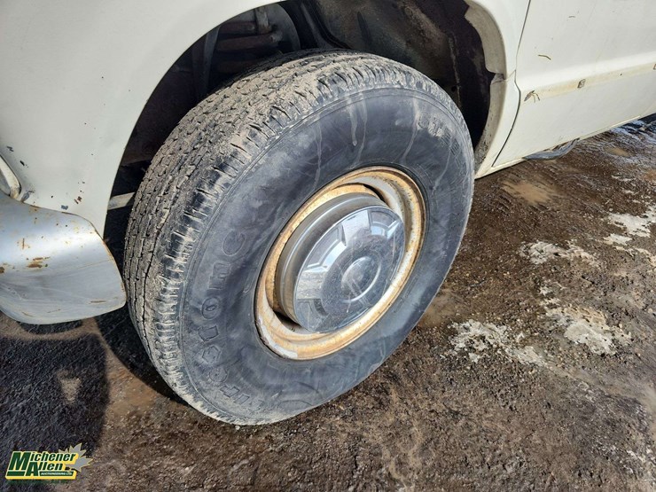 1990-ford-e350-image-10