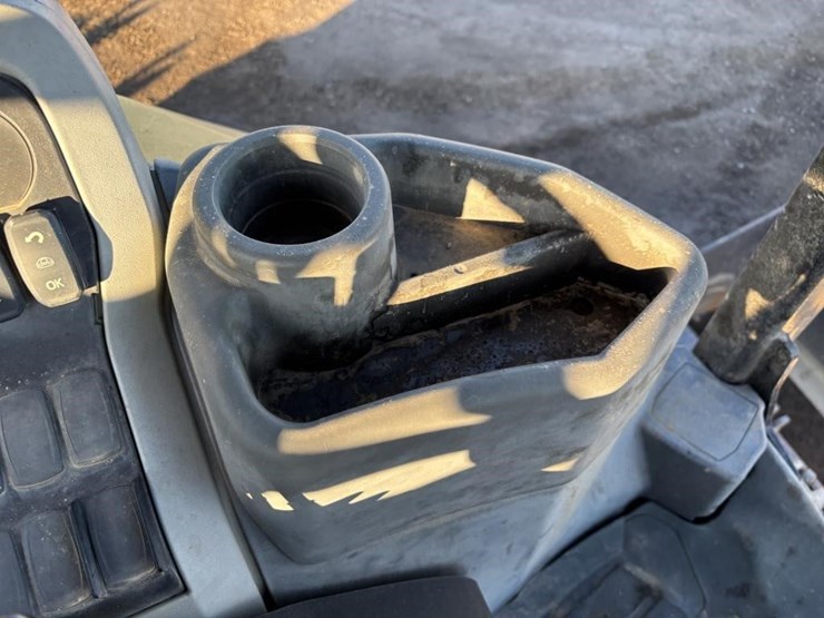 caterpillar-415f2-il-image-41