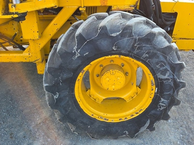 2002-john-deere-6410-image-8