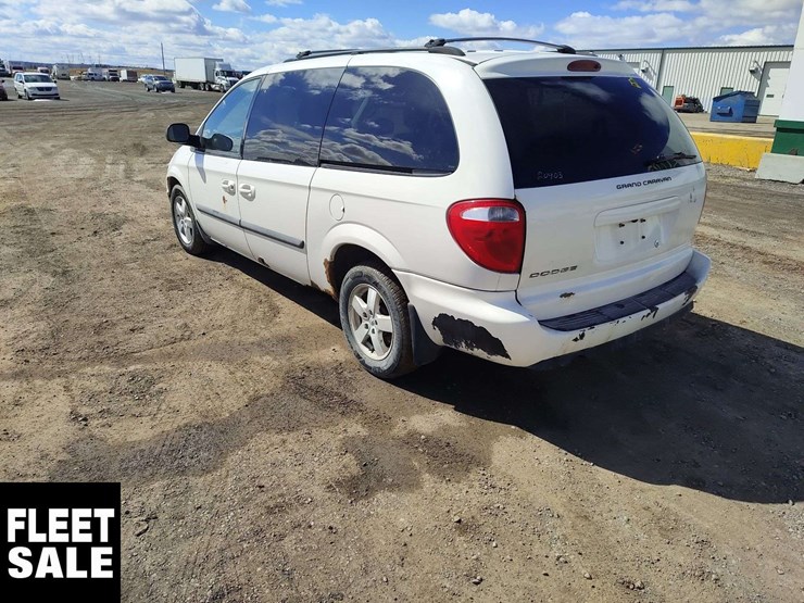 2007-dodge-grand-caravan-image-3