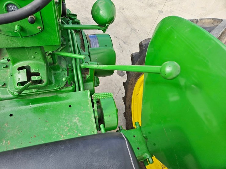 1955-john-deere-70-image-24