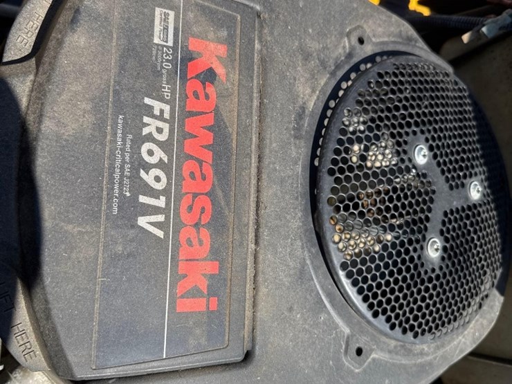 cub-cadet-ltx1050kw-image-4