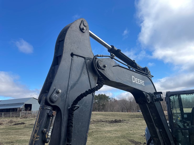 2020-deere-60g-image-15